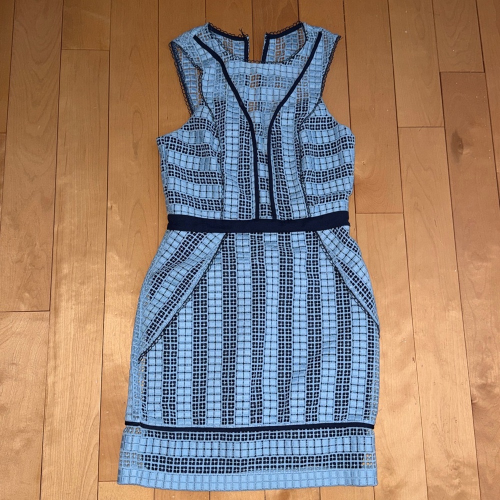 Elegant Blue Patterned Dress